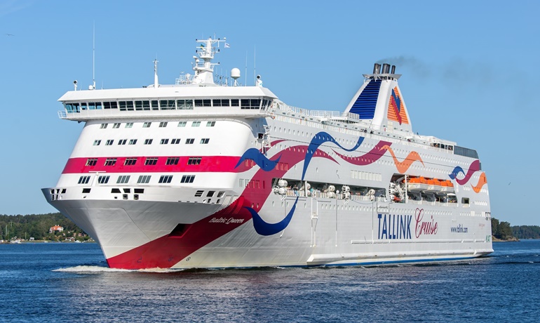 BALTIC QUEEN is one of two cruise ferries guaranteeing Tallink's daily Tallinn-Mariehamn-Stockholm overnight service. © Christian Costa
