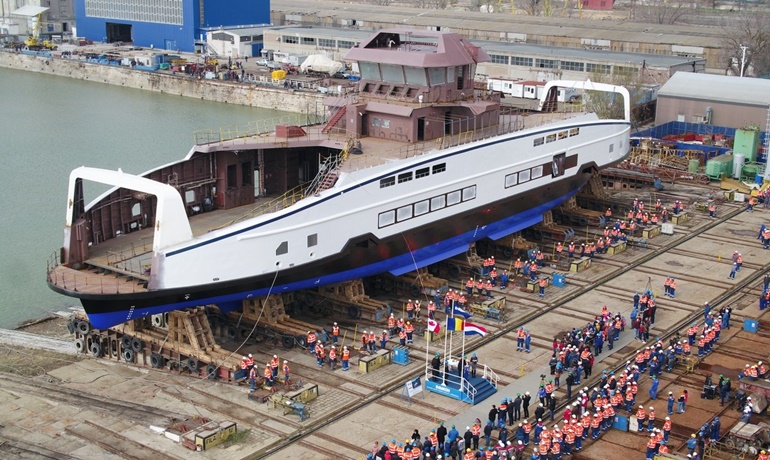 One of two Minor Class double-enders for BC Ferries ready to be launched at Damen Shipyards Galati © Damen Shipyards Group One of two Minor Class double-enders for BC Ferries ready to be launched at Damen Shipyards Galati © Damen Shipyards Group
