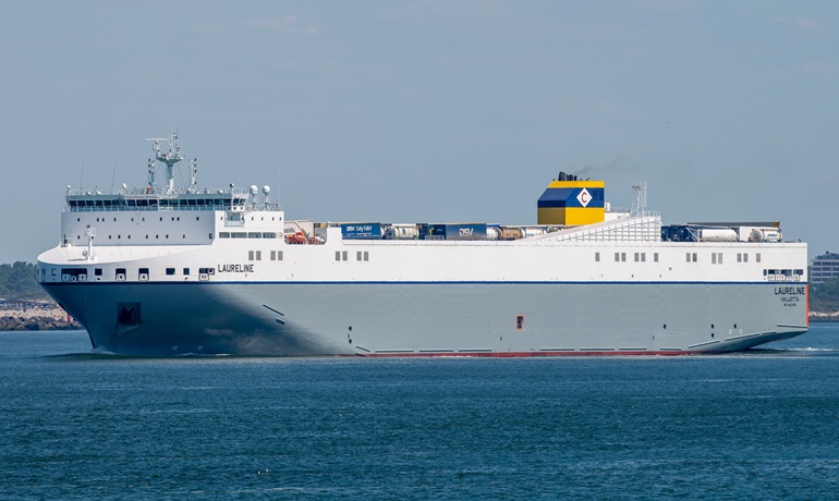 The Zeebrugge hub will become an integrated part of CLdN’s existing Leixões-Rotterdam service, operated by LAURELINE (illustrated) and the recently jumboized MAZARINE. © Frank Lose The Zeebrugge hub will become an integrated part of CLdN’s existing Leixões-Rotterdam service, operated by LAURELINE (illustrated) and the recently jumboized MAZARINE. © Frank Lose