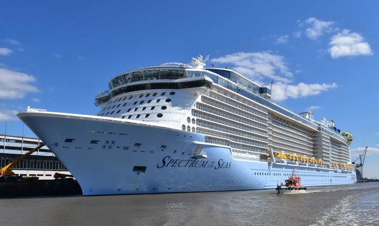 SPECTRUM OF THE SEAS was handed over in Bremerhaven in April © Frank Behling SPECTRUM OF THE SEAS was handed over in Bremerhaven in April © Frank Behling
