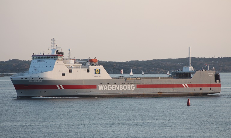 SLINGEBORG and SCHIEBORG will be supplemented by a third ship on the Gothenburg-Zeebrugge service, expected to be FIONIA SEAWAYS © Kai Ortel SLINGEBORG and SCHIEBORG will be supplemented by a third ship on the Gothenburg-Zeebrugge service, expected to be FIONIA SEAWAYS © Kai Ortel