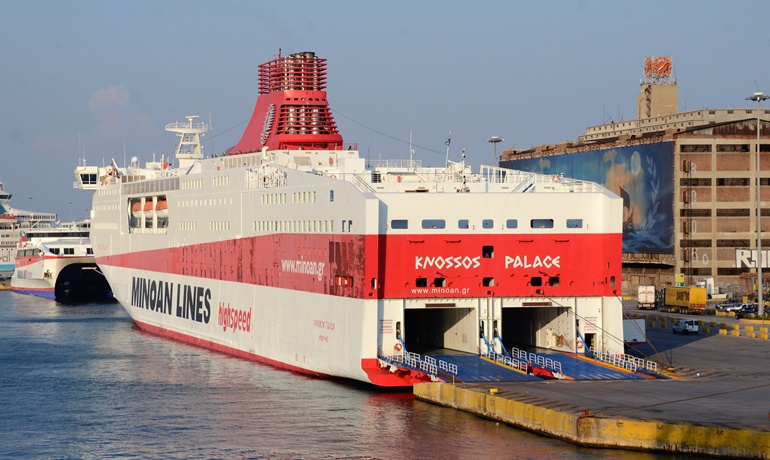 KNOSSOS PALACE has left the Minoan Lines fleet to become Grimaldi Lines' 'new' CRUISE BONARIA. © Philippe Holthof KNOSSOS PALACE has left the Minoan Lines fleet to become Grimaldi Lines' 'new' CRUISE BONARIA. © Philippe Holthof