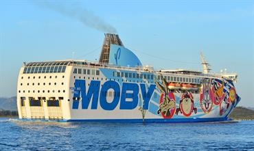 MOBY AKI is one of the ro-paxes that also serves Olbia from Piombino © Marc Ottini