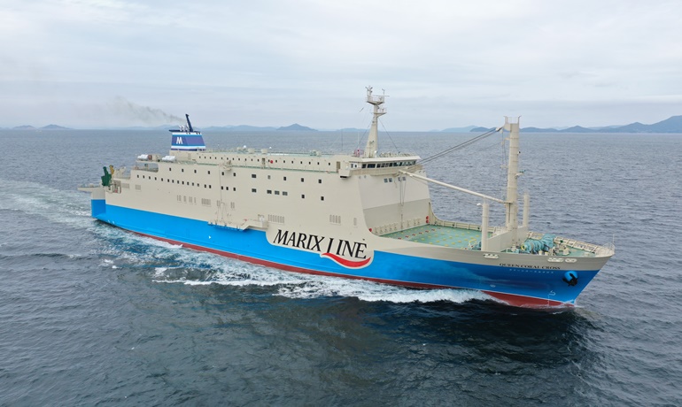 QUEEN CORAL CROSS © Naikai Zosen