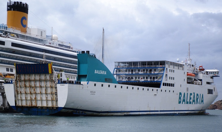 SICILIA will boast a single LNG tank with a capacity of 425m³. © Kai Ortel