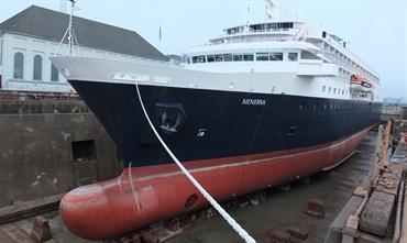 Cruise ship MINERVA could become a yacht © Christian Eckardt Cruise ship MINERVA could become a yacht © Christian Eckardt