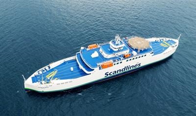 THE BALTIC WHALE © Cemre