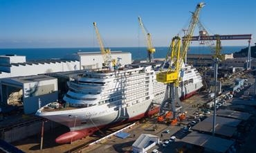 SILVER DAWN float out © Fincantieri SILVER DAWN float out © Fincantieri