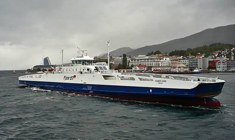 FANNEFJORD is one of the Fjord1 ferries that will use an autonomous charging solution from Zinus. © Geir Løvbugt / Fjord1