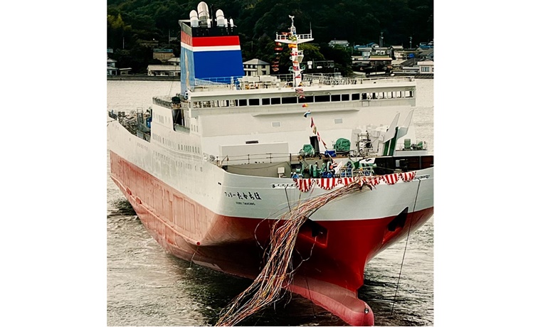 © Miyazaki Car Ferry