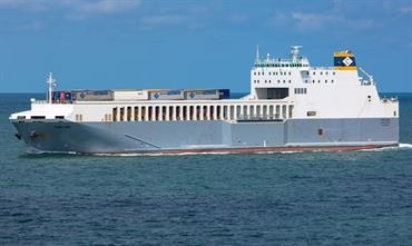 The number of weekly sailings between Rotterdam and Purfleet has been increased to nine © J.J. Jager The number of weekly sailings between Rotterdam and Purfleet has been increased to nine © J.J. Jager