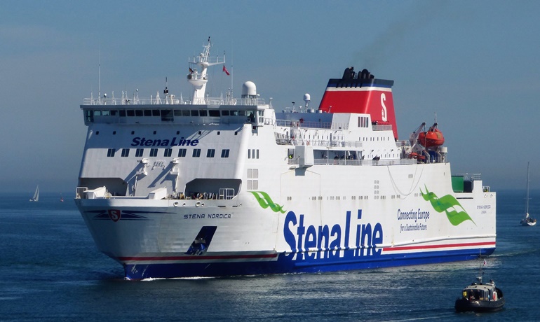 According to the latest information STENA NORDICA will serve the Europoort-Killingholme route until the 22 January introduction of HATCHE. © Sebastian Ziehl
