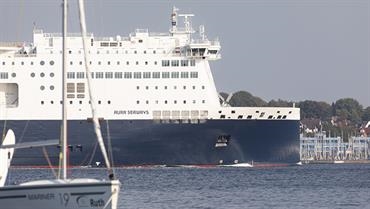 DFDS' RoPax AURA SEAWAYS in Kieler Förde. © Søren Lund Hviid