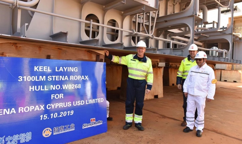 Keel laying ceremony of CÔTE D'OPALE with Senior Charterer’s Representative Anders B. Thomsen, Staffan Stenfelt, Stena RoRo's Newbuilding Manager and a shipyard representative © DFDS