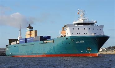 BORE BANK leaving Lübeck for the first time on January 14 © Dirk Jankowsky