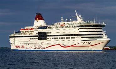 COVID-19 has temporarily put VIKING CINDERELLA's cruises to an end. © Marko Stampehl