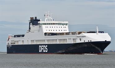 Stena Line has no space charter agreement anymore on DFDS's Esbjerg-Immingham service. © Marc Ottini