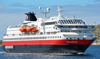 Up to nine Hurtigruten ships could be retrofitted © Uwe Jakob