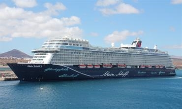 The 2019-built MEIN SCHIFF 2 is making 'blue cruises' from Hamburg. © Kai Ortel