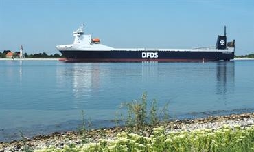 FINLANDIA SEAWAYS has been towed to Fayard for repairs © Peter Therkildsen