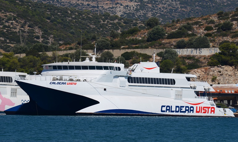 caldera vista ferry travels from Mykonos to Ios