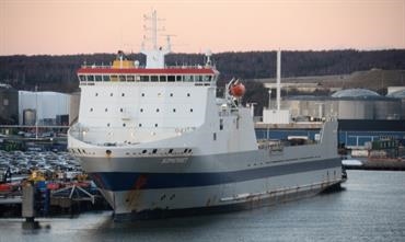 SOMERSET, built in 2000 as SPAARNEBORG, will be withdrawn from CLdN's Zeebrugge-Gothenburg service © Philippe Holthof SOMERSET, built in 2000 as SPAARNEBORG, will be withdrawn from CLdN's Zeebrugge-Gothenburg service © Philippe Holthof