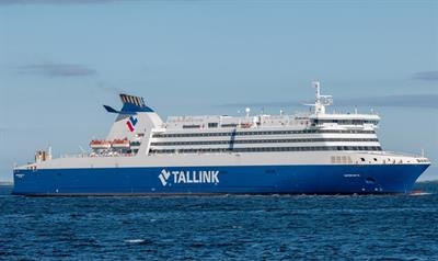 SUPERFAST IX © Frank Lose