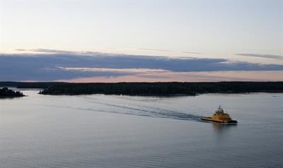 Finferries' MERGUS in the Turku archipelago. The extensive fleet renewal program, however, focuses on the company's primarily cable-based ferries on Finland's many lakes. © Søren Lund Hviid