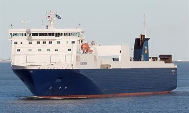 P&O Ferries operates a twice daily dedicated freight service between Tilbury and Zeebrugge © Søren Lund Hviid