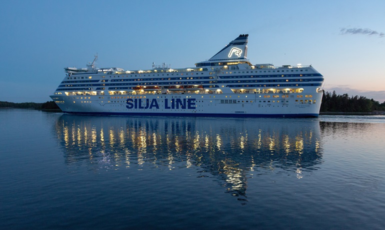 SILJA SERENADE drydocks at Turku Repair Yard for 13-day major upgrade |  Shippax