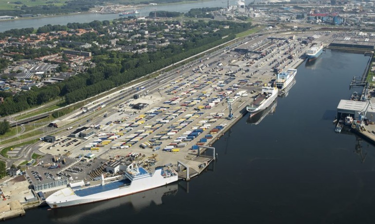 CLdN/C.RO Port's recently expanded (65ha) RoRo terminal in Rotterdam © CLdN