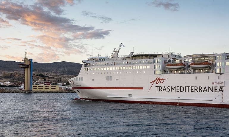 © Trasmediterranea © Trasmediterranea