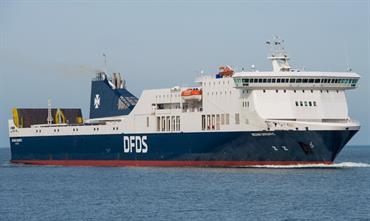 The charter of the scrubber-equipped REGINA SEAWAYS has been extended © Frank Lose