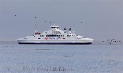 Syltfähre has returned to a single-ferry, freight-only operation. © Søren Lund Hviid