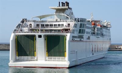 The new ro-pax will be an enlarged version of the 2011-built VOLCAN DE TINAMAR and VOLCAN DEL TEIDE © Philippe Holthof