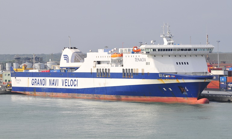 Grimaldi-owned TENACIA entered in October a three year bareboat charter for GNV © Marc Ottini