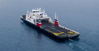 SEASPAN TRANSPORTER © George Giannakis