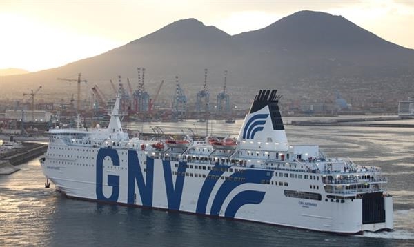 GNV ANTARES © Kai Ortel