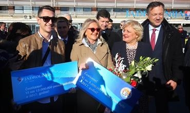 Jadrolinija celebrated its 12 millionth passenger in 2017 and the 5 millionth in Split © Jadrolinija Jadrolinija celebrated its 12 millionth passenger in 2017 and the 5 millionth in Split © Jadrolinija