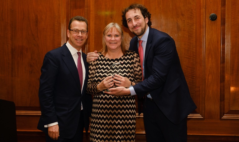 P&O Ferries won the Operator of the Year Award handed over to Danielle Wharrad (P&O Ferries) by Direct Ferries Chairman Richard Segal (left) and Luca Marini (right), Commercial Director and Board Member at Direct Ferries © Direct Ferries