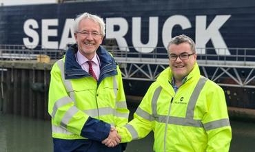 Peter Conway, Warrenpoint Harbour Authority's Chief Executive (on the left) and Alistair Eagles, CEO of Seatruck Ferries      © Seatruck Ferries