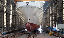TENNOR OCEAN is being launched in the large shipbuilding hall at Flensburger Schiffbau-Gesellschaft © Marianne Lins/FSG