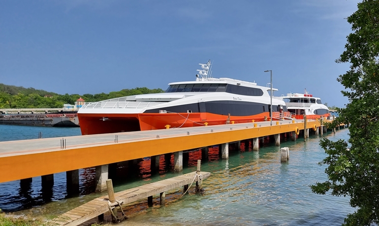 UTILA DREAM and ROATAN DREAM UTILA DREAM and ROATAN DREAM