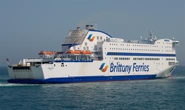Due to the limited freight capacity of ARMORIQUE, Brittany Ferries is competing on a somewhat unequal footing in the direct France-Ireland trade. © Frank Lose