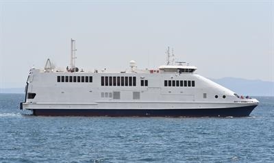 New owner and name for IRIS I © Marc Ottini