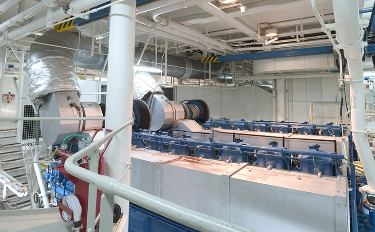 Two of the four MAN 7L32/40 main engines on SMYRIL, photographed when the ferry was delivered in 2005. © Søren Lund Hviid