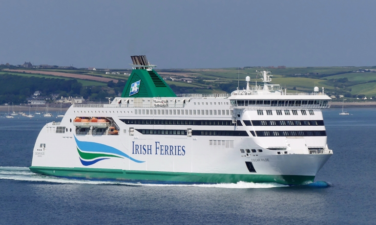 STAR is on a long-term charter to Irish Ferries as the OSCAR WILDE © George Holland