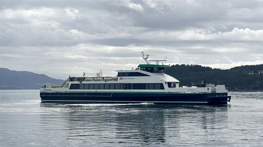 RYGERLYS © Rødne Fjord Cruise