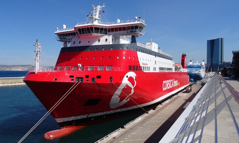 The agreement between La Méridionale and Corsica Linea could signal the end of the three-week strike. © Jean-Pierre Fabre