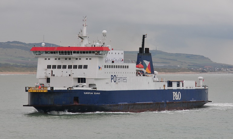 Sea Lines' SEA ANATOLIA is the former EUROPEAN SEAWAY © Marc Ottini